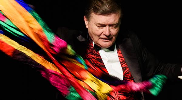 Sermet Erkin  ocuklar in nteraktif llzyon Gsterisi