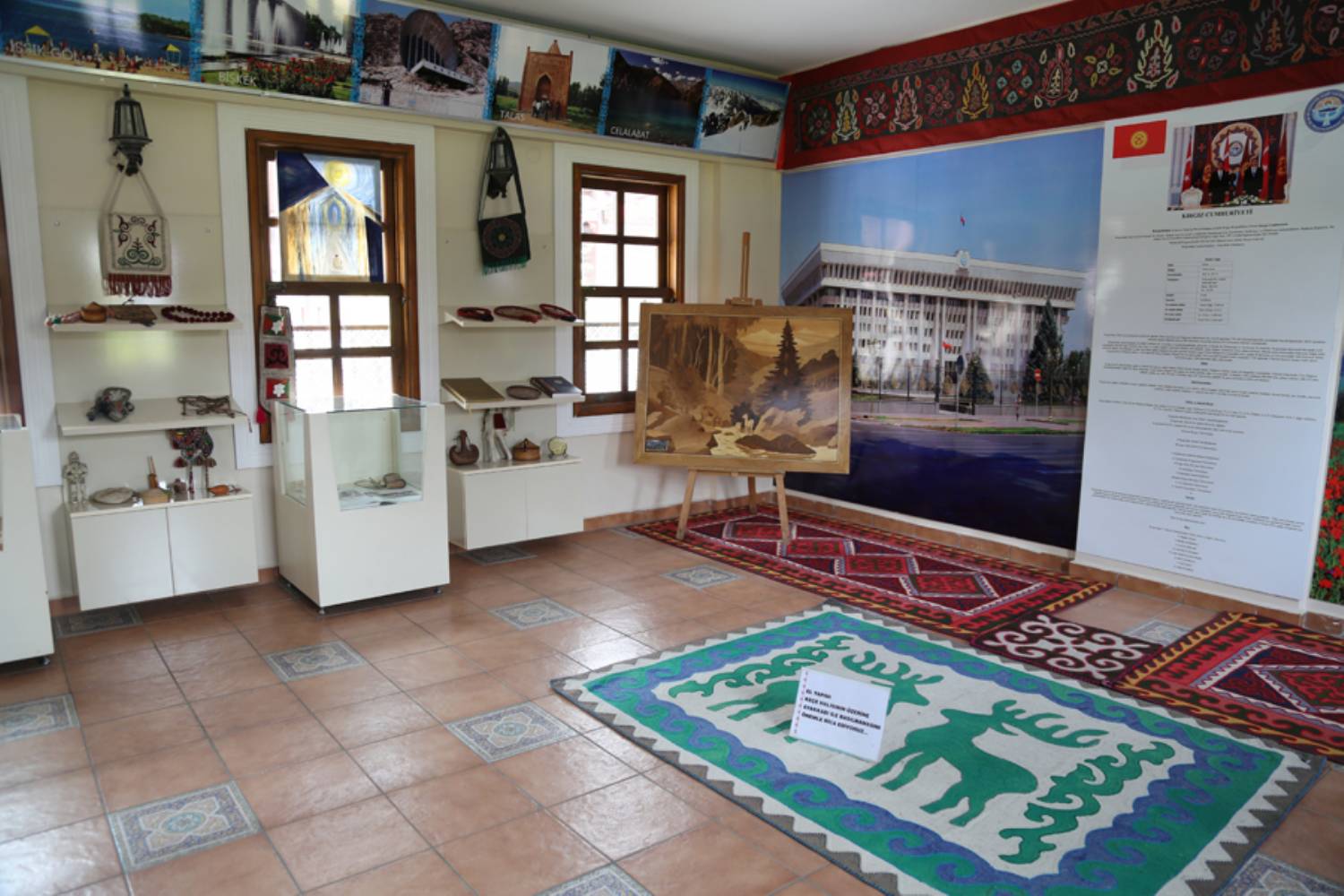 Kırgız Ressam Tabloları