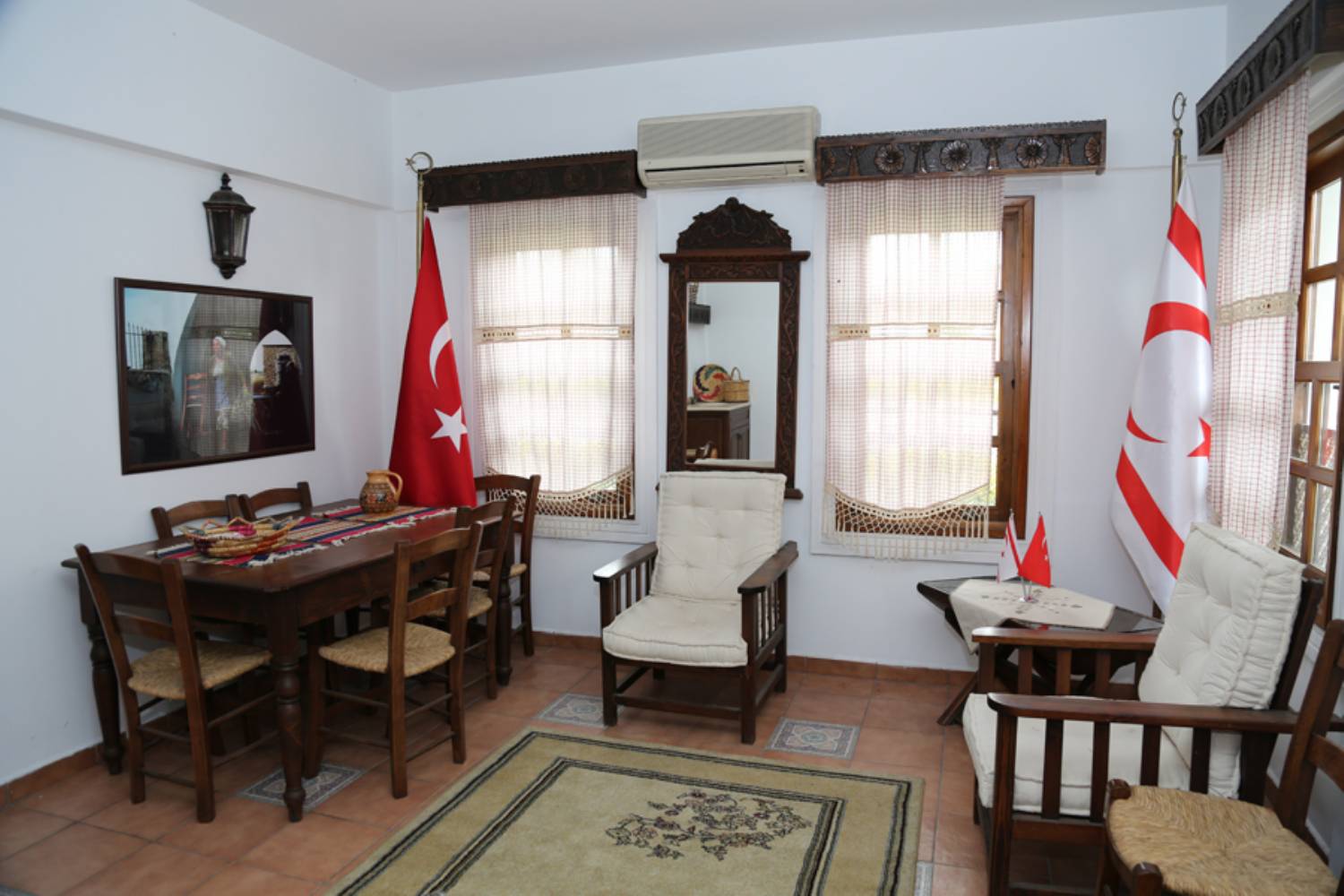 Kıbrıs Kültürüne Ait Objeler