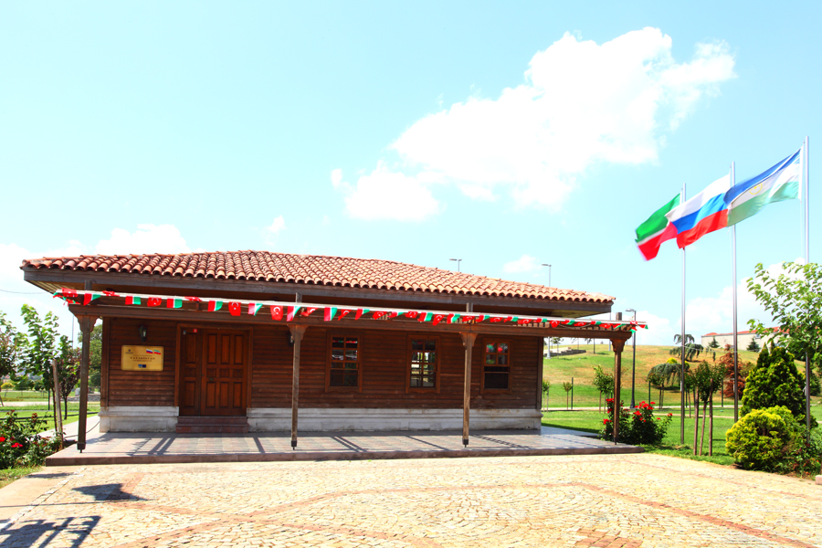 Tataristan Evi Dış Görünüm