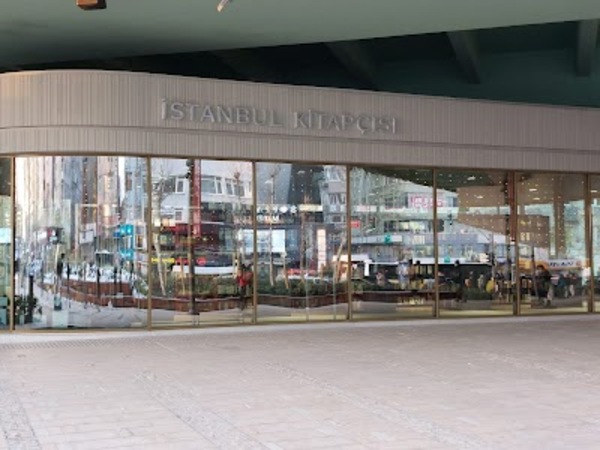 İstanbul Kitapçısı Mecidiyeköy Şubesi