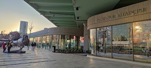 İstanbul Kitapçısı Beşiktaş Şubesi