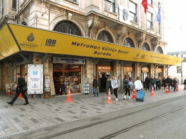 İstanbul Kitapçısı Beyoğlu Şubesi